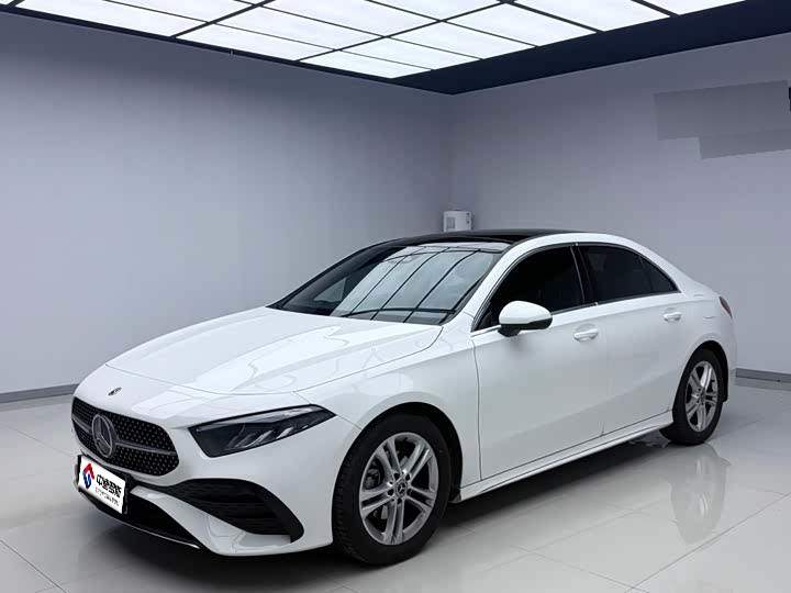 Mercedes-Benz A-Class 2023 A 180 L