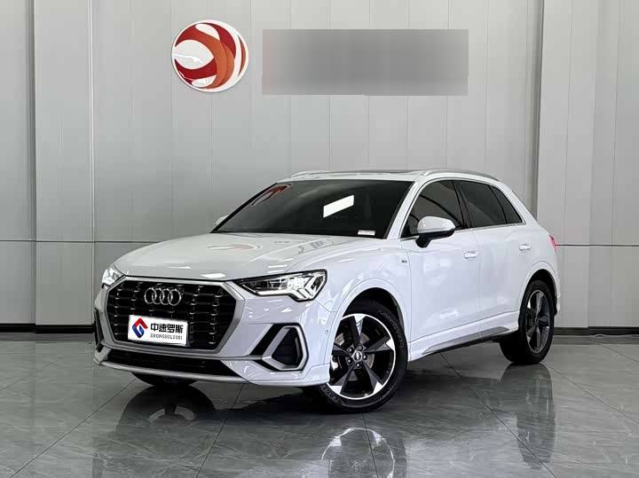 Audi Q3 2022 35 TFSI Stylish and Dynamic