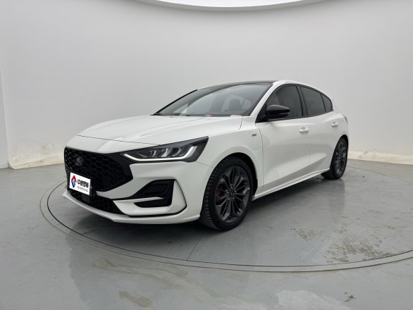 Fox 2022 EcoBoost 180 Hatchback Automatic ST Line
